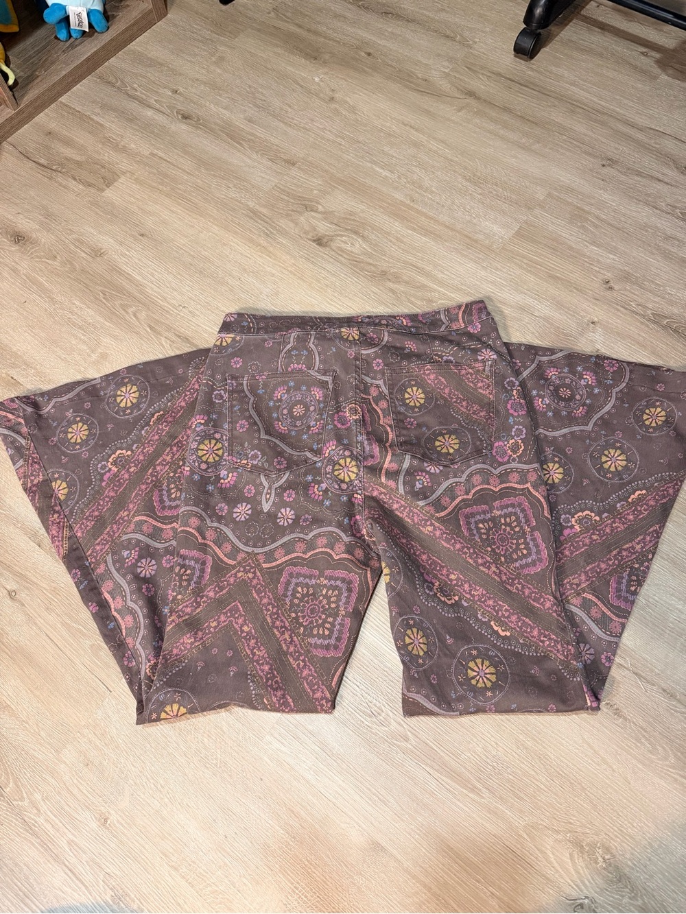 We The Free Paisley Print Flare Jeans Size 31 Boho Festival Flare Leg - Picture 5 of 5